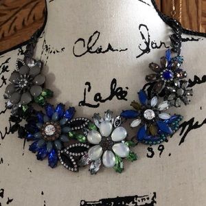 💙JOAN RIVERS FLOWER NECKLACE💙💙NWOT